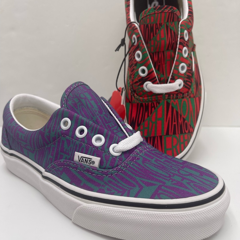 Vans WMNS Era (Moma) Faithringgold/Tr White Sneakers
VN0A4BV41UC Purple Graphic - Picture 15 of 16
